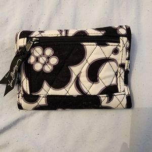 VERA BRADLEY  WALLET